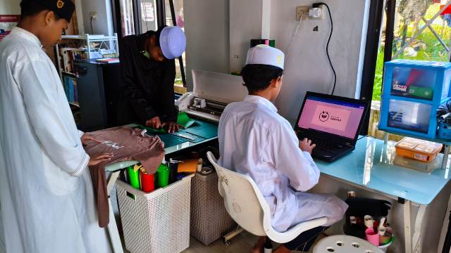 Praktek Kewirausahaan Barbershop